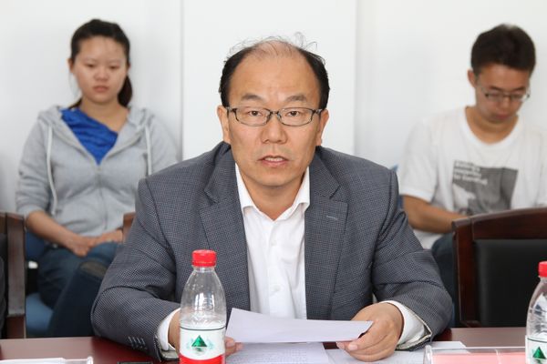 我院与新乡医学院联合培养硕士研究生首次学位论文答辩会圆满结束