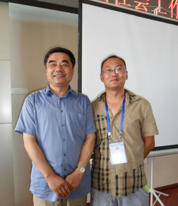 我院学生贺亚雄参加第五届中国社会工作大学生论坛